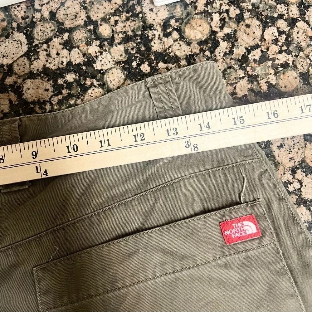 The North Face Mens Green Flat Front Chino Pants Cotton Size 30